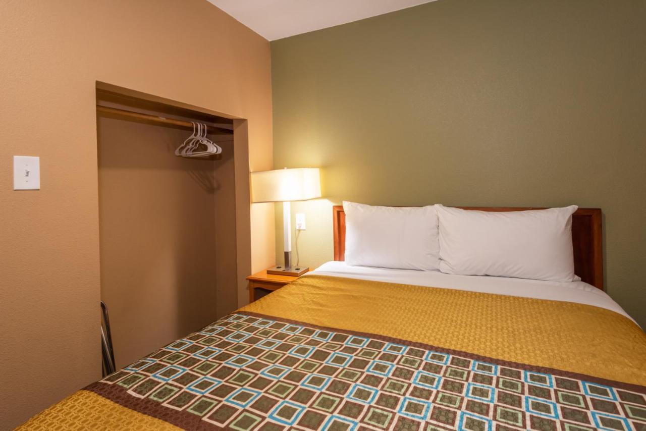 Town Motel Forks Dış mekan fotoğraf